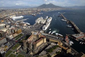 porto napoli 2 (2) mare mosso