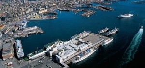 porto di napoli foto stazione marittima