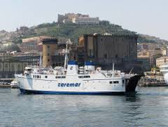 caremar traghetto