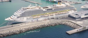 costa-diadema-at-terminal-amerigo-vespucci-1-copia